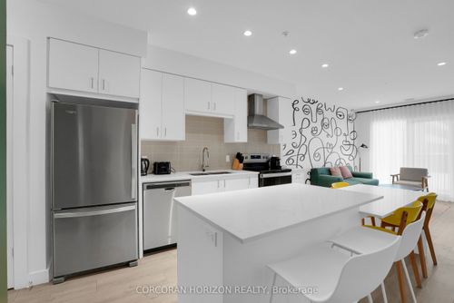 605-15 Glebe Street, Cambridge, ON, N1S2L8 | Card Image