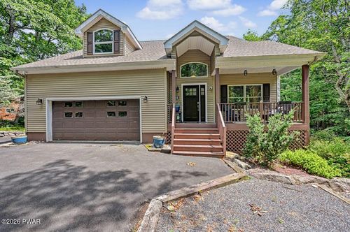 802 Overlook Ct, Lords Valley, PA, 18428 | Card Image