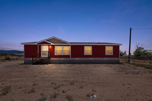 21 Valencia Dr, Los Lunas, NM, 87031-6208 | Card Image