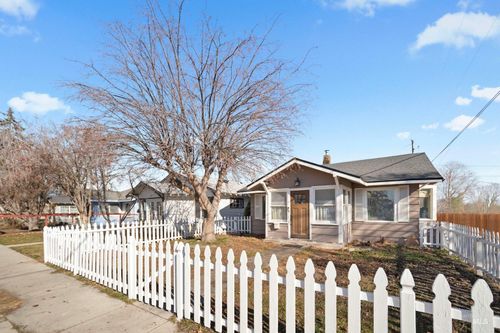 1710 1st St S, Nampa, ID, 83651-4336 | Card Image