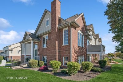 10719 Gabrielle Lane, Townhouse with 3 bedrooms, 3 bathrooms and 2 parking in Orland Park IL | Image 2