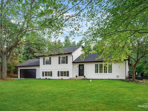 40W665 Carriage Ct, St. Charles, IL, 60175-7652 | Card Image