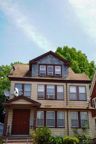 32 Poe Avenue, Home with 0 bedrooms, 0 bathrooms and null parking in Newark NJ | Image 2