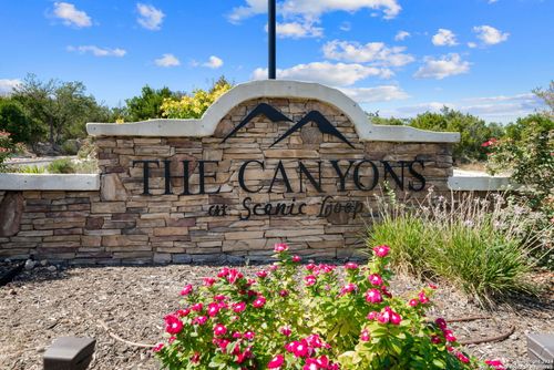 24018 Lydia Rdg, San Antonio, TX, 78255-4466 | Card Image