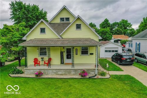 437 Green St, Tipton, IN, 46072-1233 | Card Image
