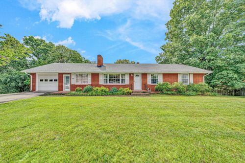 4362 Fontaine Cir, Roanoke, VA, 24018-3008 | Card Image