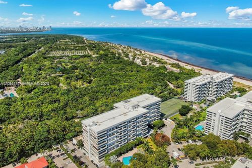 413-155 Ocean Lane Dr, Key Biscayne, FL, 33149-1431 | Card Image