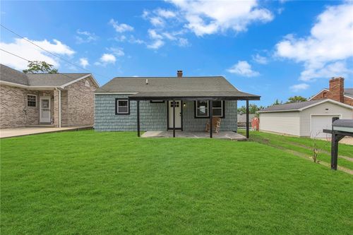 1022 Summit Ave, Monaca, PA, 15061-1257 | Card Image