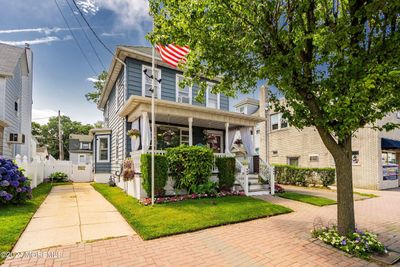 409 Main Street, Home with 5 bedrooms, 2 bathrooms and null parking in Bradley Beach NJ | Image 2