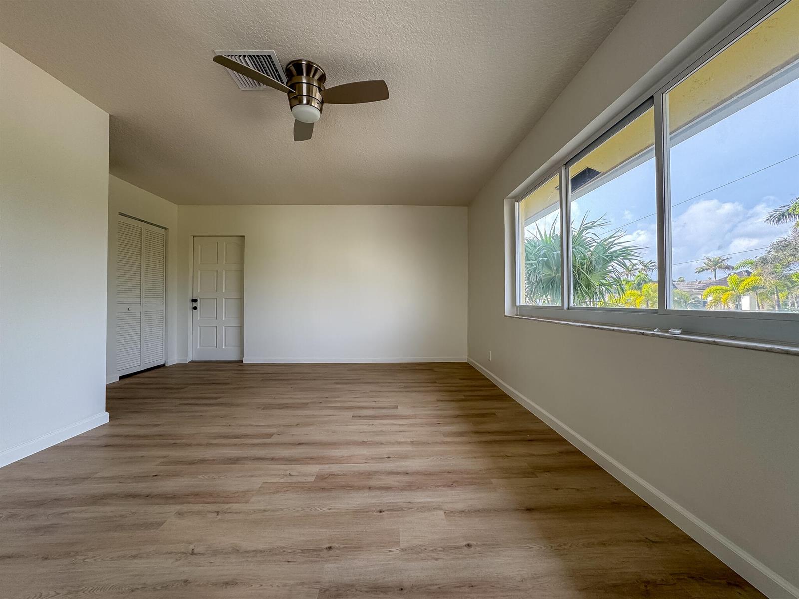 Residential Lease in Highland Beach 4