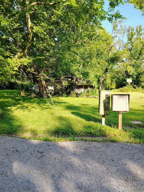 6760 Newstead Rd, Hopkinsville, KY, 42240-9197 | Card Image