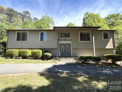 13930 Idlewild Rd, Matthews, NC, 28105-1404 | Card Image