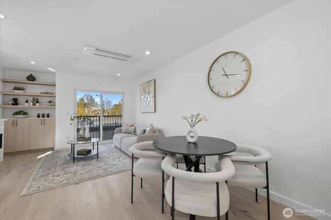 A - 6032 42 Nd Ave Sw, Townhouse with 3 bedrooms, 3 bathrooms and null parking in Seattle WA | Image 4