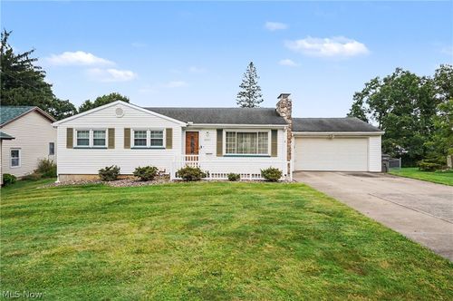 1997 Heather Ln, Youngstown, OH, 44511-1253 | Card Image