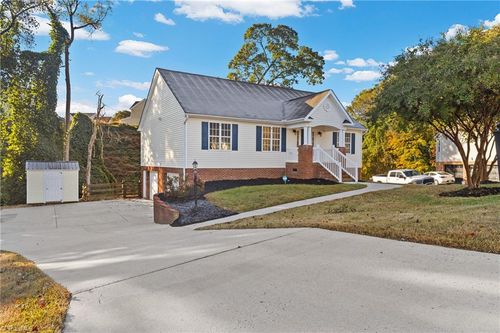156 Mallard View Ln, Winston-Salem, NC, 27127-9024 | Card Image