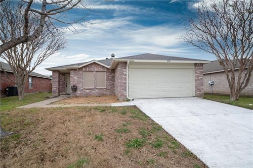 2505 Pecan Dr, Little Elm, TX, 75068-5662 | Card Image