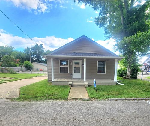 807 Maple Ct, Hopkinsville, KY, 42240-4356 | Card Image