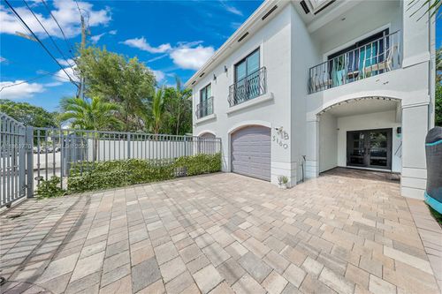 b-3160 New York St, Miami, FL, 33133-4328 | Card Image