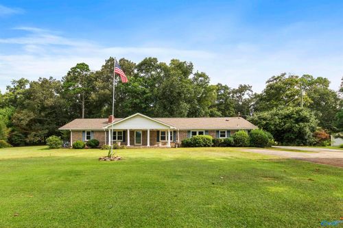 247 Willow Tree Ln, Union Grove, AL, 35175-8476 | Card Image