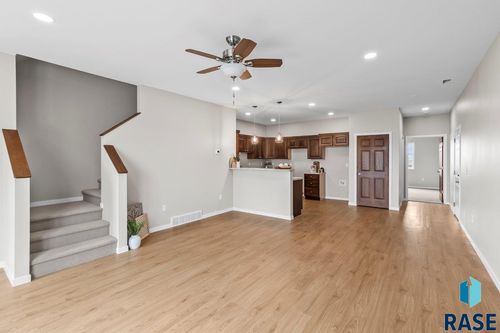 216 Ivy Ln Lane, Crooks, SD, 57020 | Card Image