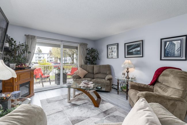 127 - 32850 George Ferguson Way, Condo with 2 bedrooms, 1 bathrooms and 1 parking in Abbotsford BC | Image 6