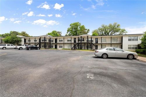c14-4009 Old Shell Rd, Mobile, AL, 36608-1380 | Card Image