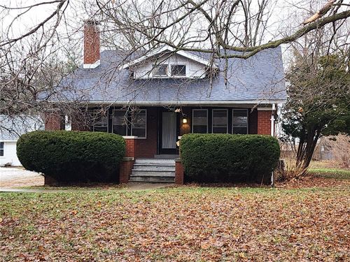 290 E Maryland Heights Rd, Decatur, IL, 62526-1820 | Card Image