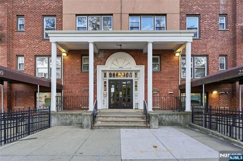 2520 John F Kennedy Blvd, Jersey City, NJ, 07304-2054 | Card Image