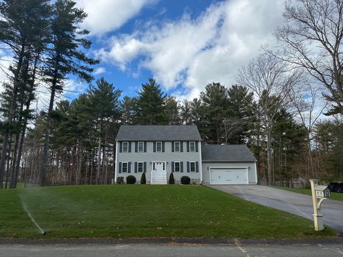 24 Reservoir Rd, Pembroke, MA, 02359-2811 | Card Image