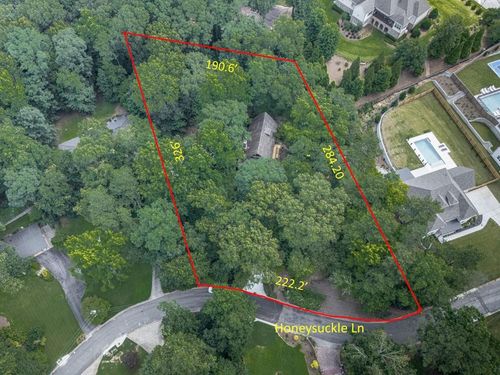 2351 Honeysuckle Ln Se, Smyrna, GA, 30080-4613 | Card Image