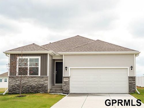 20608 Emiline St, Gretna, NE, 68028-3641 | Card Image
