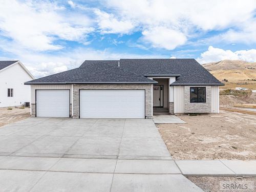 3038 Dewinter Dr, Pocatello, ID, 83204 | Card Image