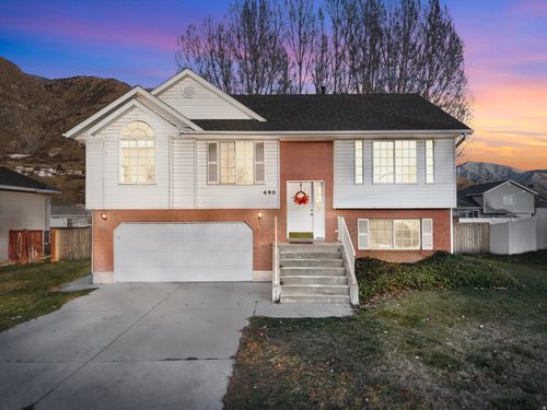 490 N 400 E, Springville, UT, 84663-1471 | Card Image