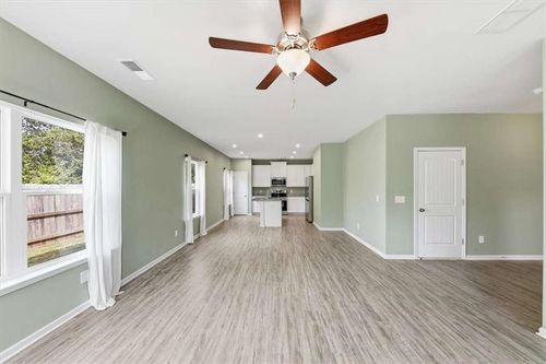 594 Summerfield Ln Nw, Cartersville, GA, 30120-3143 | Card Image
