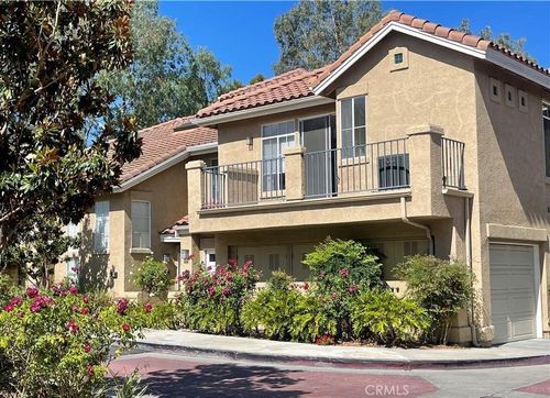 1-8215 E White Oak Rdg, Orange, CA, 92869-4520 | Card Image