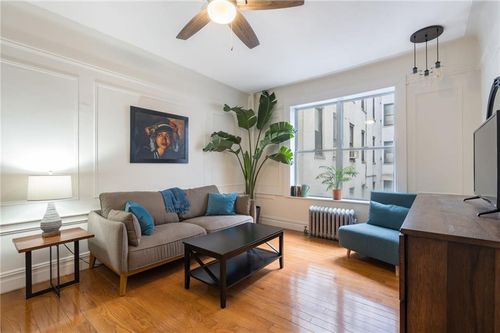 apt-2d-77 Eastern Pkwy, Brooklyn, NY, 11238-5923 | Card Image