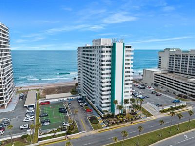 101 - 2800 N Atlantic Avenue, Condo with 2 bedrooms, 2 bathrooms and null parking in Daytona Beach FL | Image 2