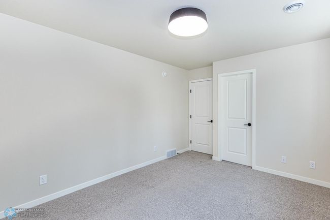 Photos of Previous Model | Image 25