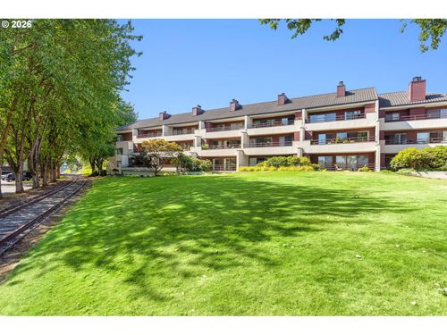 109b2-5150 S Landing Dr, Portland, OR, 97239-5934 | Card Image