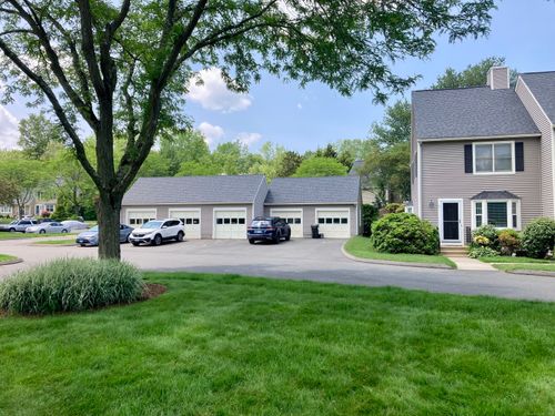 1-1 Cheltenham Ct, Suffield, CT, 06078-1963 | Card Image