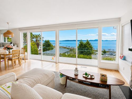 14748 Upper Roper Ave, White Rock, BC, V4B2C9 | Card Image