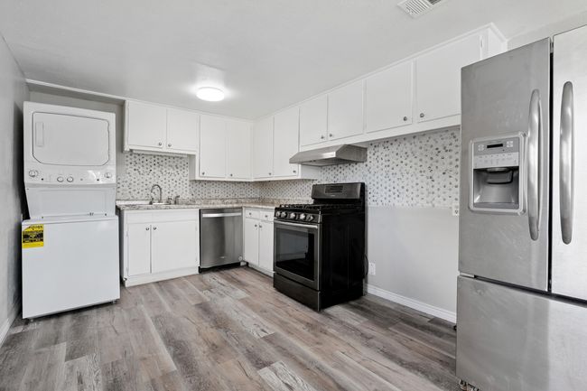 1320 Dallas St, House other with 3 bedrooms, 1 bathrooms and null parking in Plainview TX | Image 8