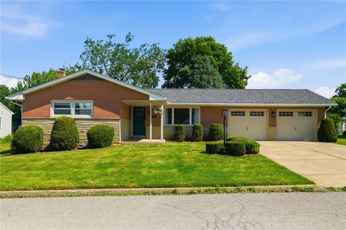 306 Pine St, Zelienople, PA, 16063-1820 | Card Image