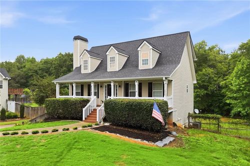 309 Carter Creek Dr, Temple, GA, 30179-6210 | Card Image