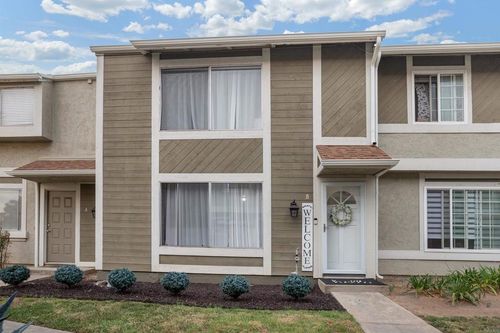 b-3075 Iris Ave, San Ysidro, CA, 92173-1147 | Card Image