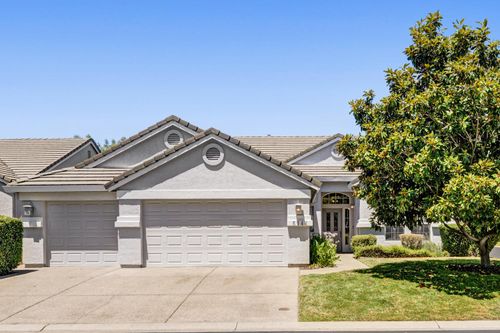 5144 Whisper Oaks Ln, Carmichael, CA, 95608-3470 | Card Image