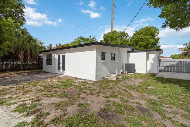 4730 Ne 15 Th Ave, House other with 2 bedrooms, 2 bathrooms and null parking in Pompano Beach FL | Image 28