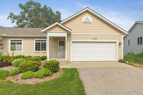 656 Wren Ct, Middleville, MI, 49333-9605 | Card Image