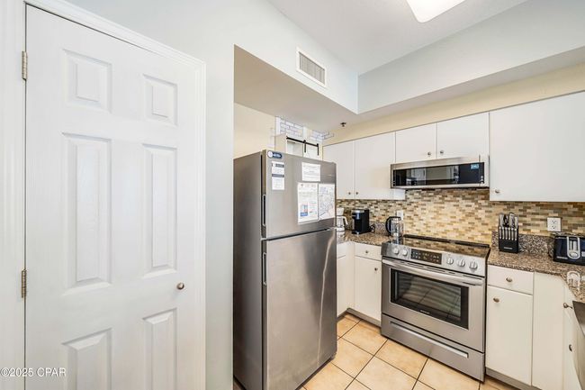 UNIT-1125 - 9900 S Thomas Dr, Condo with 1 bedrooms, 2 bathrooms and null parking in Panama City Beach FL | Image 21