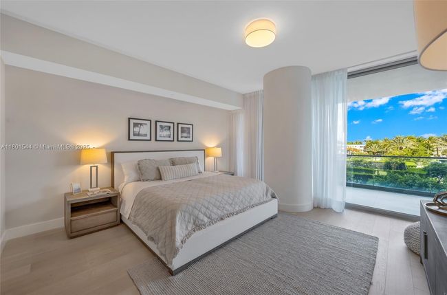 UNIT-305 - 10201 Collins Ave, Condo with 2 bedrooms, 3 bathrooms and null parking in Bal Harbour FL | Image 15